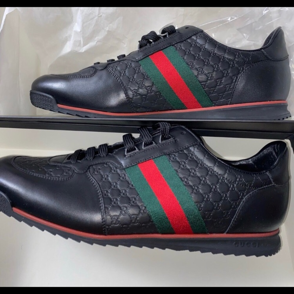 Available Gucci leather lace up shoe, it’s new and ready for pickup